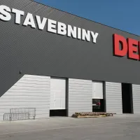 DEK Stavebniny
 <div class="gallery-item-img-tags">samostatná písmena</div>