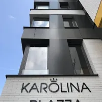 Karolina Plazza - Praha Karlín.
 <div class="gallery-item-img-tags">Samostatné znaky</div>