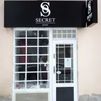 Secret Outlet - Světelná výstrč + nástěnná reklama

 <div class="gallery-item-img-tags">oboustranné panely - výstrče | bondové panely | jednostranné panely</div>