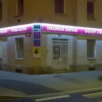 Typos Plzeň - nasvětlená reklama pomocí led pásků
<div class="gallery-item-img-tags">atypická reklama</div>