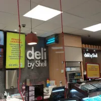 Přepážky na stanicích Shell