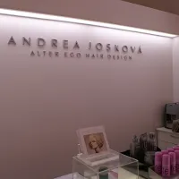 Alter Ego
<div class="gallery-item-img-tags">Samostatné znaky</div>