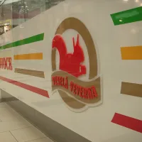 Veselá veverka - polepy + plastické logo z barevného plexiskla.

<div class="gallery-item-img-tags">Fóliová grafika | Samostatné znaky</div>