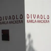 Divadlo