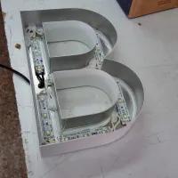 Výroba podvíceného písmena. Hliníkový rám, kvalitní LED diody, víko z polepeného plexiskla.