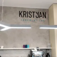 Kristyjan Chocolatiers
<div class="gallery-item-img-tags">Samostatné znaky</div>