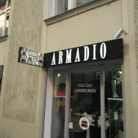 Armadio 

 <div class="gallery-item-img-tags">oboustranné panely - výstrče | bondové panely | jednostranné panely</div>