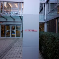 Generali totem
 <div class="gallery-item-img-tags">Samostatné znaky | Atypické reklamy | Velkoplošná reklama | Bondové panely</div>