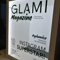 Glami polep vitríny.
 <div class="gallery-item-img-tags">Fóliová grafika</div>